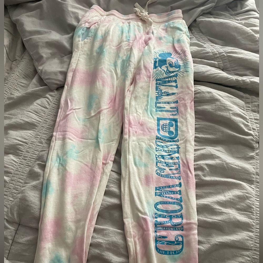 Disney Sweatpants l never worn l size XS/S
